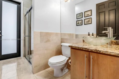 Casa en venta en Davie, Florida, 6 dormitorios, 408.31 m2 № 2055983 - foto 30