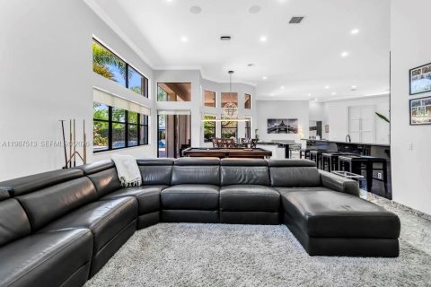 Casa en venta en Davie, Florida, 6 dormitorios, 408.31 m2 № 2055983 - foto 21