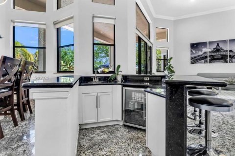 Casa en venta en Davie, Florida, 6 dormitorios, 408.31 m2 № 2055983 - foto 14