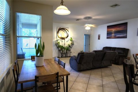 Casa en venta en Winter Haven, Florida, 4 dormitorios, 233.46 m2 № 1516080 - foto 8