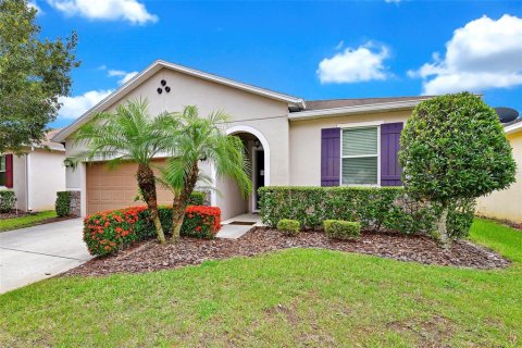 Villa ou maison à louer à Kissimmee, Floride: 4 chambres, 183.76 m2 № 2362691 - photo 2