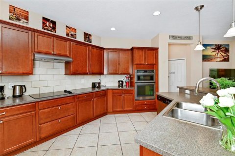 Villa ou maison à louer à Kissimmee, Floride: 4 chambres, 183.76 m2 № 2362691 - photo 21