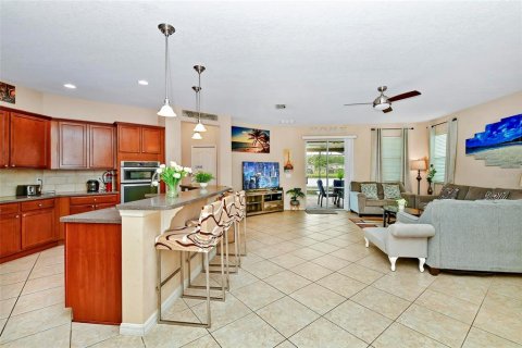 Villa ou maison à louer à Kissimmee, Floride: 4 chambres, 183.76 m2 № 2362691 - photo 16