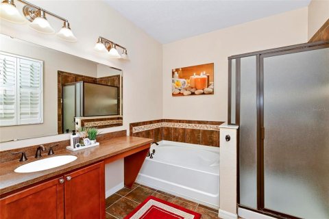 Villa ou maison à louer à Kissimmee, Floride: 4 chambres, 183.76 m2 № 2362691 - photo 27