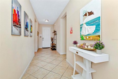 Villa ou maison à louer à Kissimmee, Floride: 4 chambres, 183.76 m2 № 2362691 - photo 22