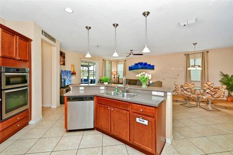 Villa ou maison à louer à Kissimmee, Floride: 4 chambres, 183.76 m2 № 2362691 - photo 20