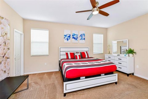Villa ou maison à louer à Kissimmee, Floride: 4 chambres, 183.76 m2 № 2362691 - photo 23