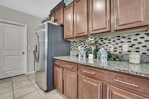 House in Zephyrhills, Florida 5 bedrooms, 302.4 sq.m. № 1613685 - photo 25