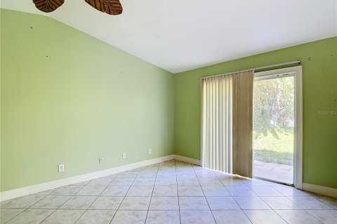 Commercial property in Lehigh Acres, Florida 4 bedrooms, 215.16 sq.m. № 2388704 - photo 18