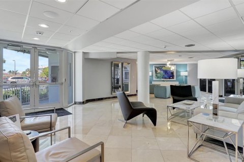 Condominio en venta en Fort Lauderdale, Florida, 1 dormitorio, 74.79 m2 № 1977501 - foto 8