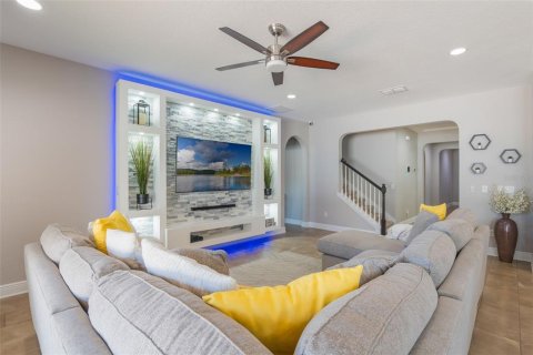 House in Orlando, Florida 3 bedrooms, 237.46 sq.m. № 1718546 - photo 12