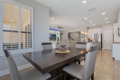 House in Orlando, Florida 3 bedrooms, 237.46 sq.m. № 1718546 - photo 16