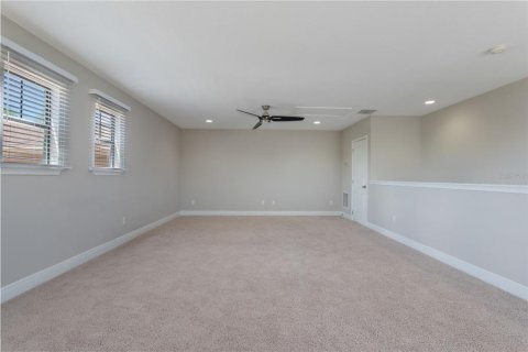House in Orlando, Florida 3 bedrooms, 237.46 sq.m. № 1718546 - photo 27