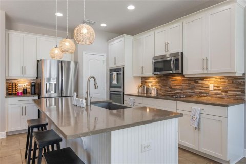 House in Orlando, Florida 3 bedrooms, 237.46 sq.m. № 1718546 - photo 19