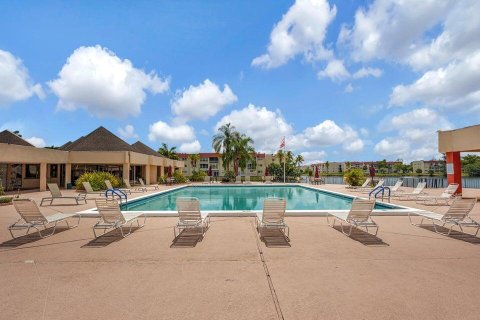 Copropriété à vendre à Sunrise, Floride: 1 chambre, 59.46 m2 № 2082760 - photo 28