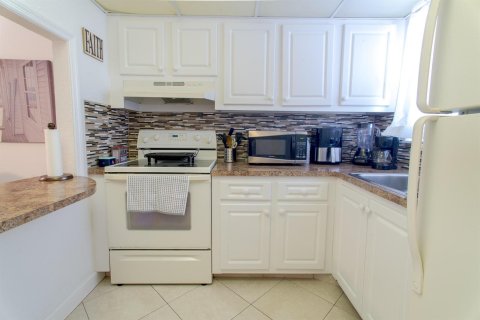 Condominio en Sunrise, Florida, 1 dormitorio № 2082760