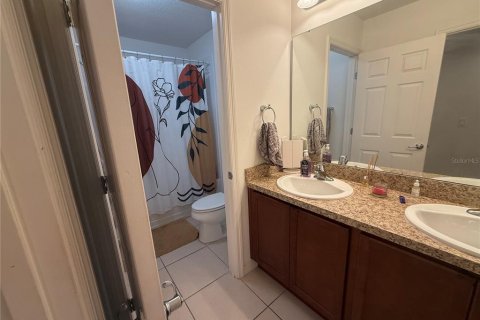 Casa en venta en Kissimmee, Florida, 4 dormitorios, 261.43 m2 № 1916985 - foto 29