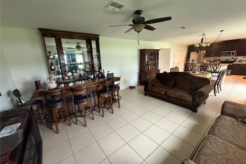 Casa en venta en Kissimmee, Florida, 4 dormitorios, 261.43 m2 № 1916985 - foto 11