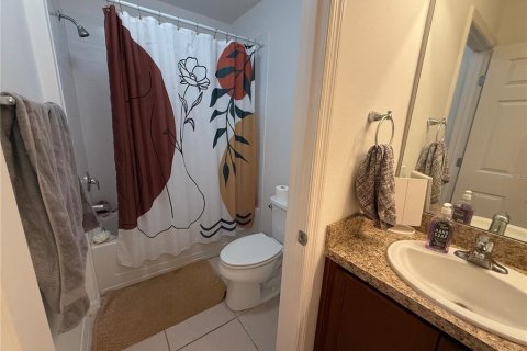 Casa en venta en Kissimmee, Florida, 4 dormitorios, 261.43 m2 № 1916985 - foto 26