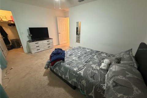 Casa en venta en Kissimmee, Florida, 4 dormitorios, 261.43 m2 № 1916985 - foto 24