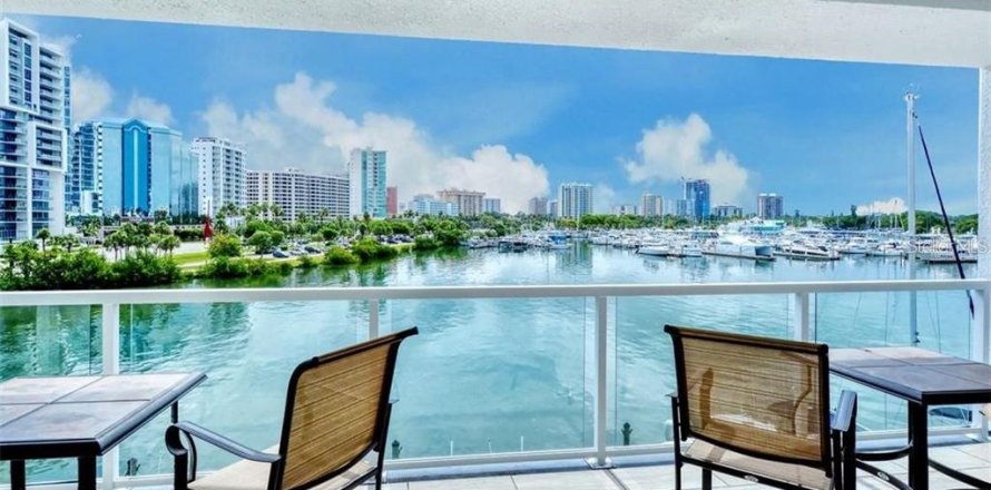 Condo à Sarasota, Floride, 2 chambres № 218213