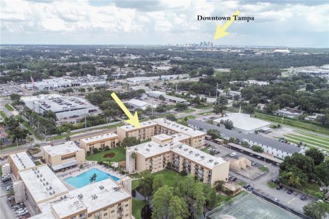Condo in Tampa, Florida, 2 bedrooms  № 1876000 - photo 2