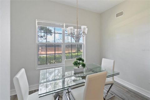 Condo in Bradenton, Florida, 2 bedrooms  № 2223214 - photo 14