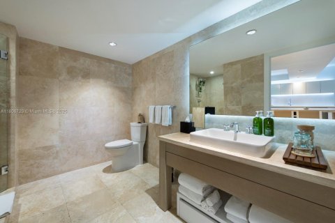 Condominio en alquiler en Miami Beach, Florida, 1 dormitorio, 80.45 m2 № 1739498 - foto 6