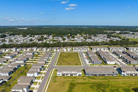 Touwnhouse à vendre à Wesley Chapel, Floride: 3 chambres, 163.32 m2 № 2408204 - photo 30