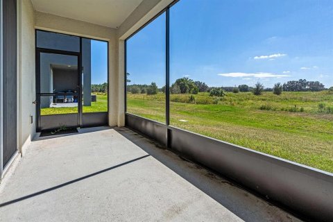 Touwnhouse à vendre à Wesley Chapel, Floride: 3 chambres, 163.32 m2 № 2408204 - photo 25