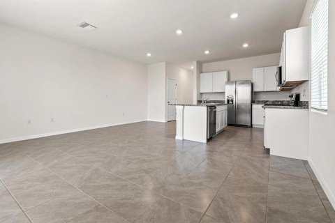 Touwnhouse à vendre à Wesley Chapel, Floride: 3 chambres, 163.32 m2 № 2408204 - photo 9