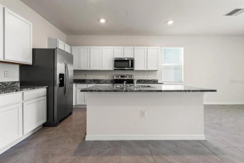 Touwnhouse à vendre à Wesley Chapel, Floride: 3 chambres, 163.32 m2 № 2408204 - photo 10