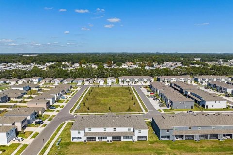 Touwnhouse à vendre à Wesley Chapel, Floride: 3 chambres, 163.32 m2 № 2408204 - photo 26