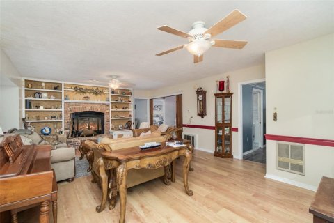 House in Arcadia, Florida 4 bedrooms, 380.81 sq.m. № 1794956 - photo 8