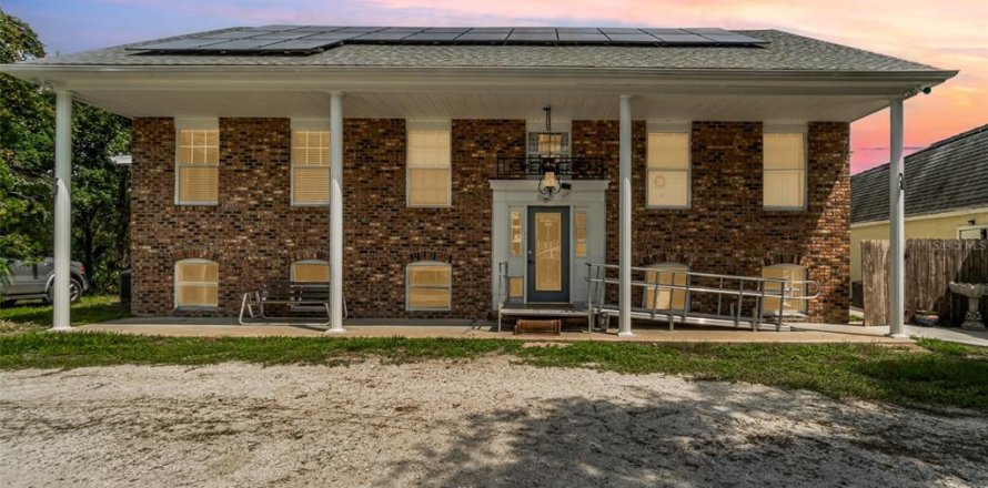 House in Arcadia, Florida 4 bedrooms, 380.81 sq.m. № 1794956
