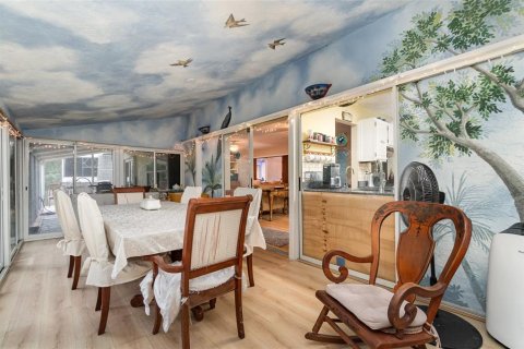 House in Arcadia, Florida 4 bedrooms, 380.81 sq.m. № 1794956 - photo 16