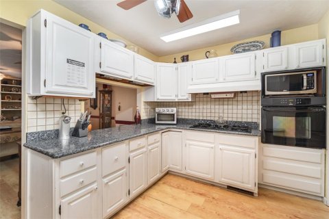 House in Arcadia, Florida 4 bedrooms, 380.81 sq.m. № 1794956 - photo 11