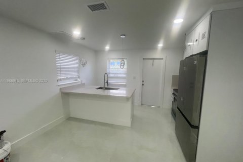 Casa en venta en Pompano Beach, Florida, 3 dormitorios, 88.26 m2 № 2031814 - foto 9