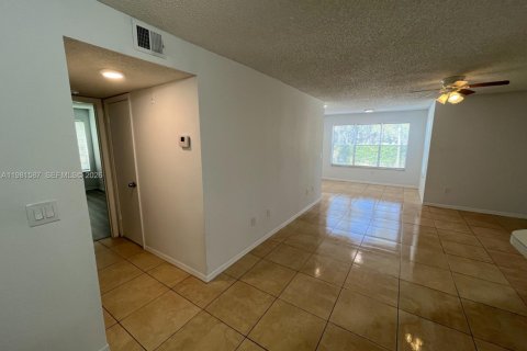 Copropriété à louer à West Palm Beach, Floride: 2 chambres, 96.25 m2 № 2043576 - photo 6