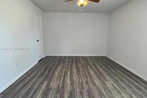 Copropriété à louer à West Palm Beach, Floride: 2 chambres, 96.25 m2 № 2043576 - photo 15