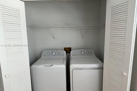 Copropriété à louer à West Palm Beach, Floride: 2 chambres, 96.25 m2 № 2043576 - photo 18