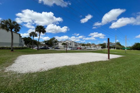 Copropriété à louer à West Palm Beach, Floride: 2 chambres, 96.25 m2 № 2043576 - photo 21