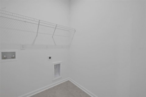House in Green Cove Springs, Florida 4 bedrooms, 212.65 sq.m. № 2227590 - photo 8