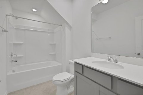 House in Green Cove Springs, Florida 4 bedrooms, 212.65 sq.m. № 2227590 - photo 7