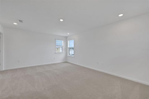 House in Green Cove Springs, Florida 4 bedrooms, 212.65 sq.m. № 2227590 - photo 27