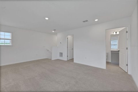 House in Green Cove Springs, Florida 4 bedrooms, 212.65 sq.m. № 2227590 - photo 29
