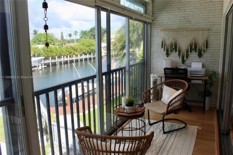 Copropriété à louer à Fort Lauderdale, Floride: 1 chambre, 53.88 m2 № 1943623 - photo 14