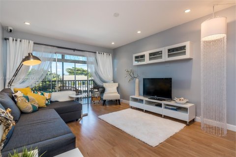 Copropriété à louer à Fort Lauderdale, Floride: 1 chambre, 53.88 m2 № 1943623 - photo 11