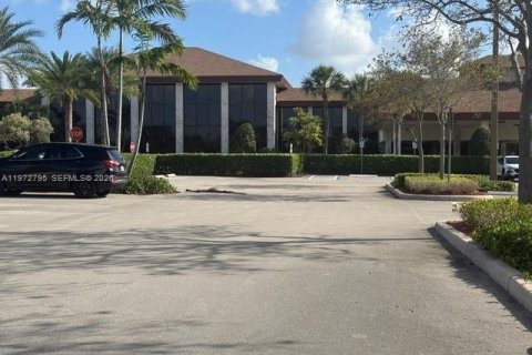 Снять в аренду квартиру в Пемброк-Пайнс, Флорида 1 спальня, 55.93м2, № 2044665 - фото 22