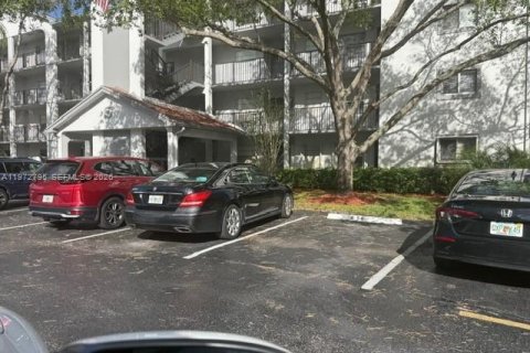 Снять в аренду квартиру в Пемброк-Пайнс, Флорида 1 спальня, 55.93м2, № 2044665 - фото 5